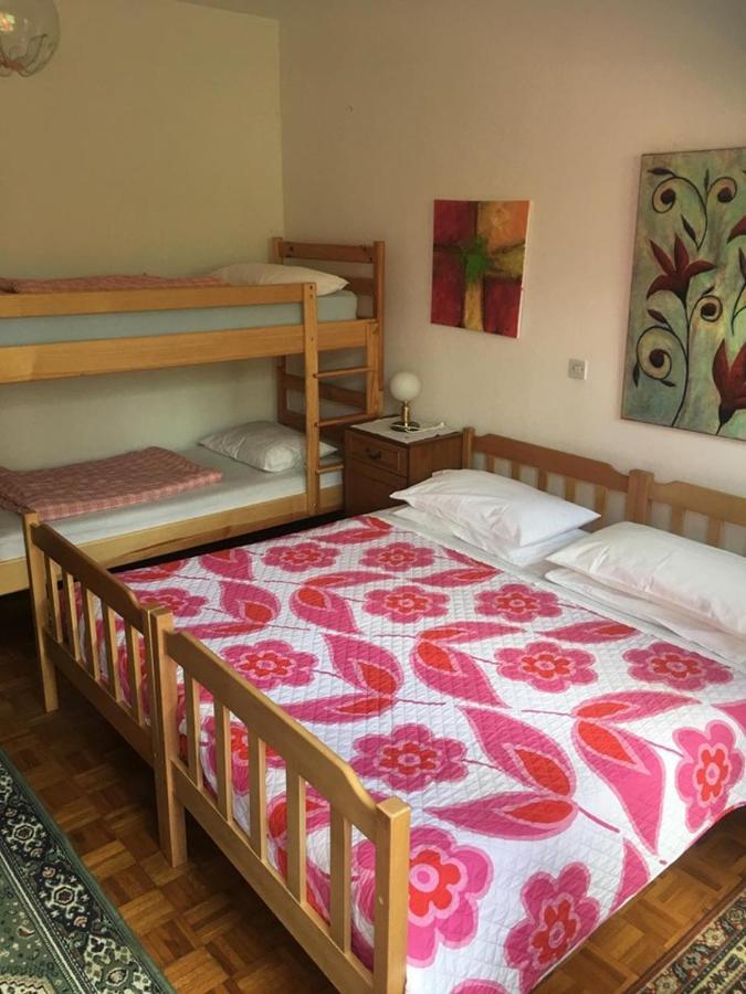Hostel-Sezanalokev B&B Екстериор снимка
