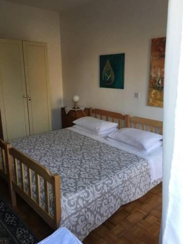 Hostel-Sezanalokev B&B Екстериор снимка